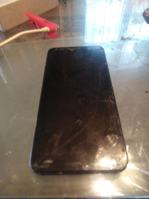 LG Q6 w pełni sprawny