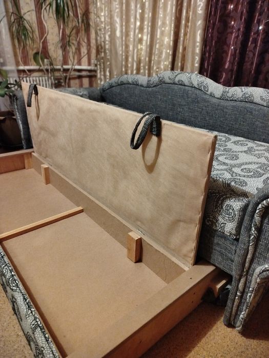 Диван раскладной 150/190.Доставка