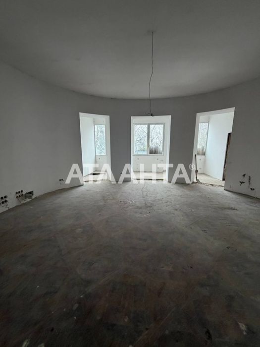Дворівневе приміщення 221 м², в старому Центрі, вул. Конституційна