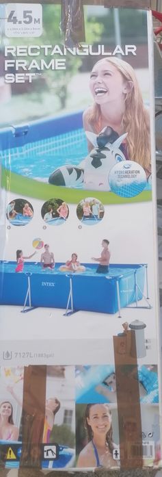 Piscina rectangular index