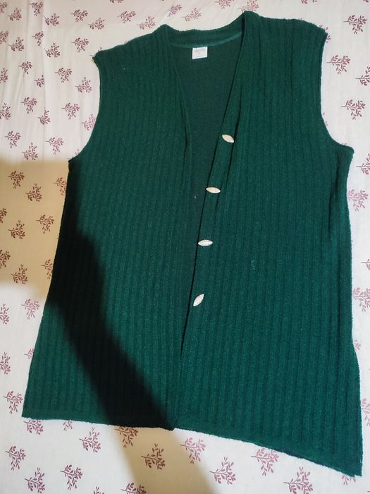 Długa, damska kamizelka