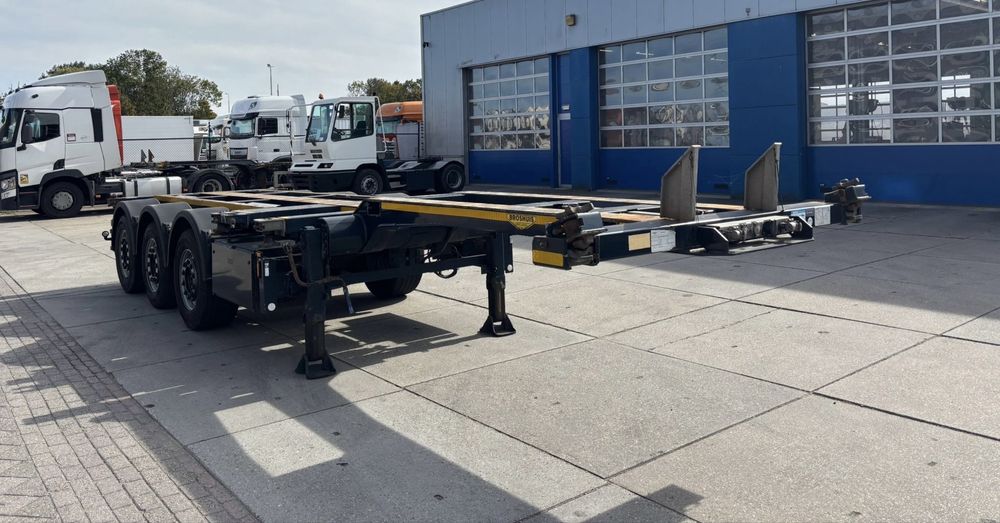 Broshuis porta contentores 2011 irreprensivel .. top top