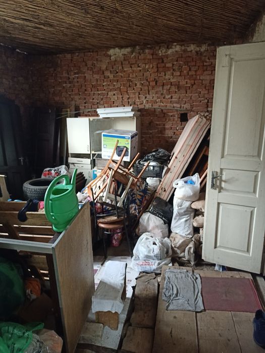 Продаж будинку з земельними ділянками м.Тисмениця