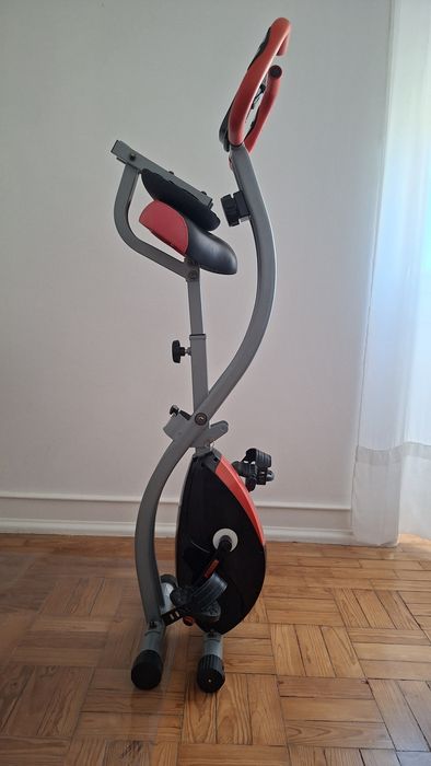Bicicleta de spinning dobrável