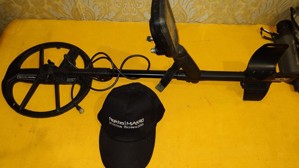 Металодетектор, металошукач Nokta Makro Legend