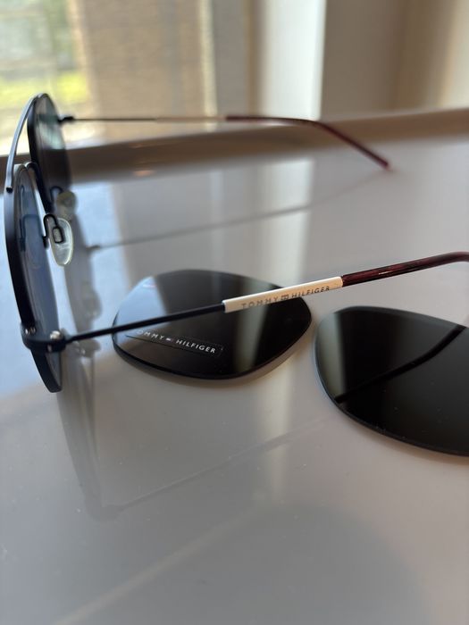 Oculos de sol Tommy Hilfiguer
