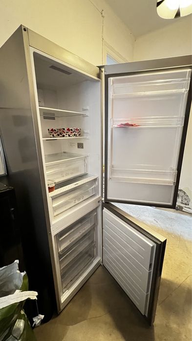 Frigorifico smeg combinado426639056564408322