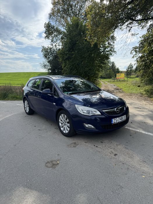 Opel Astra J 2.0CDTI bez wkładu, serwisowany z historią, spalanie 6l
