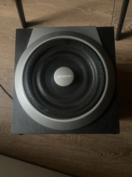 Сабвуфер bravis u20
