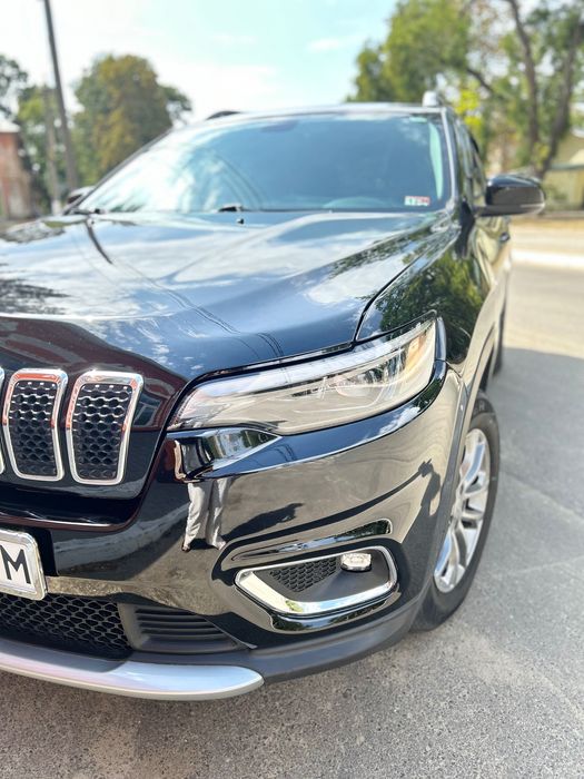 Jeep Cherokee 2018 рік
