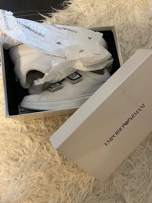 Sapatilhas Empório Armani em  pele .
