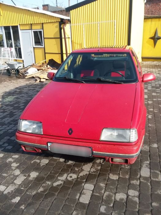 Renault 19 1990р. 1.7і, Газ 4 пок. Під відновлення або на запчастини.