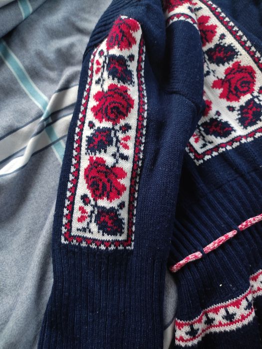 Тепле трикотажне вишите плаття