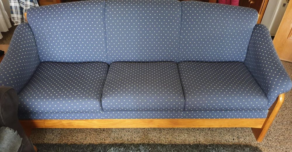 Sofá Cerne como novo madeira maciça!