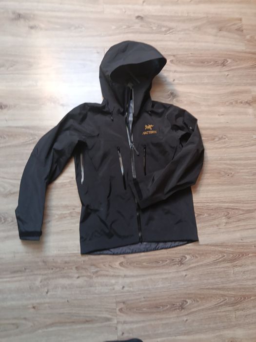 Kurtka arcteryx rozmiar s przeciwdeszczowa