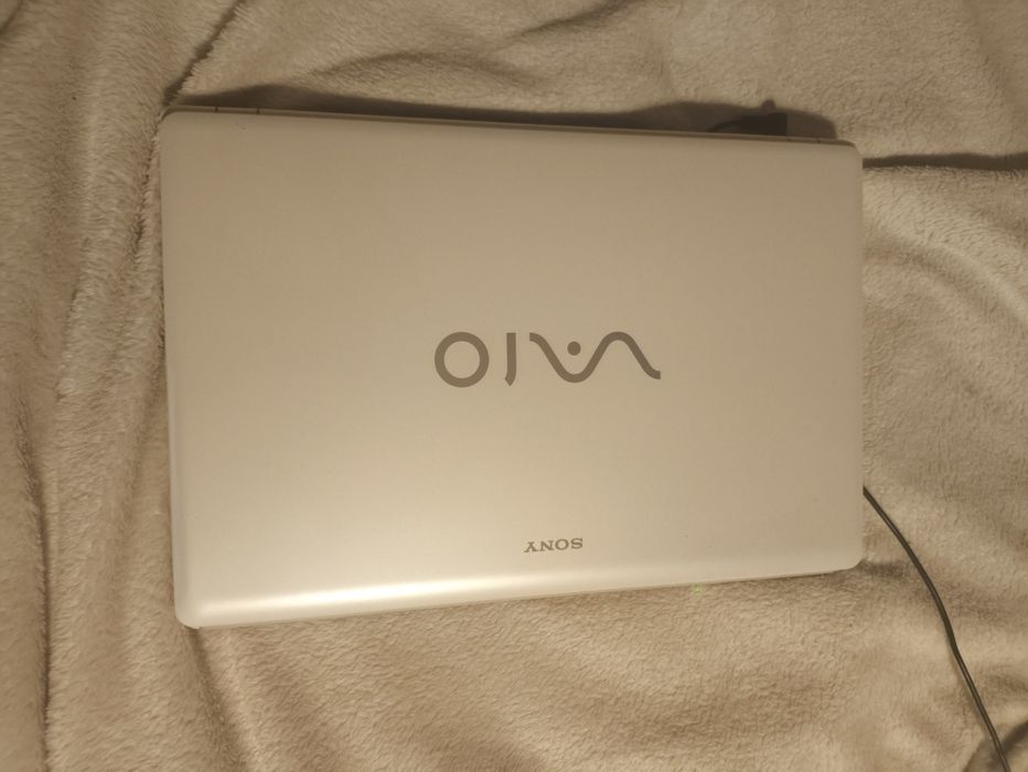 Laptop Sony VAIO VPC-CW1S1E