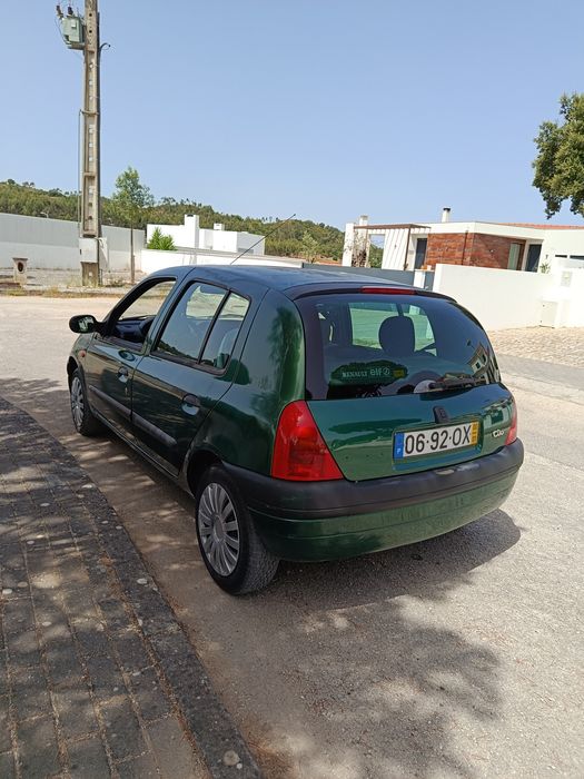 Renault Clio 1.2 impecável