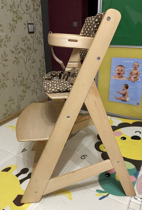 Зростаючий стілець для годування Moby System дерево