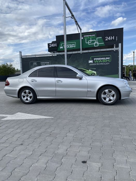 Mercedes-Benz E270cdi  E-Clas W211