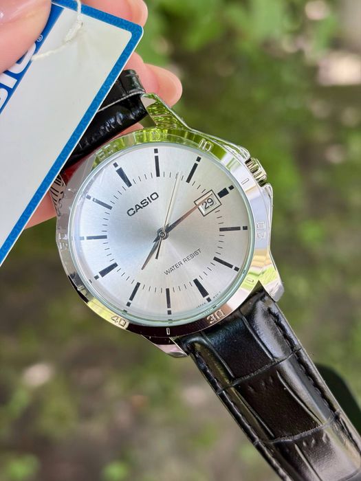 Чоловічий годинник CASIO MTP-V004L-7A.