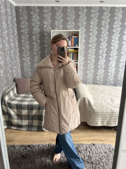 Молочна зимова куртка reserved s-xs