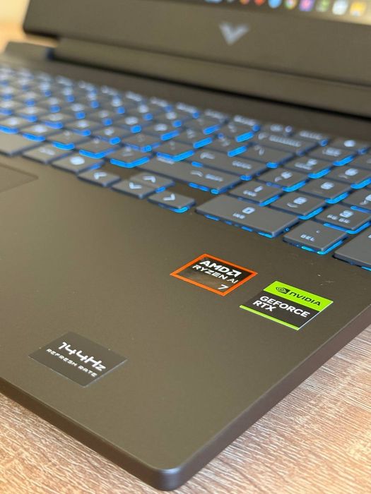 Продам новый игровой ноутбук HP-Victus-15  (Ryzen7-7445HS/RTX4050) new