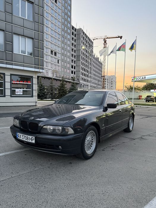 BMW E39 5 SERIES 2001
