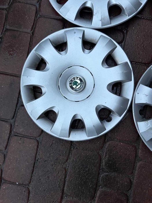 '15 Kołpaki komplet oryginalne SKODA Fabia Octavia Rapid Yeti