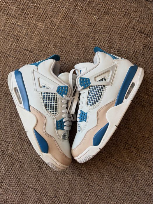 Кросівки Nike Air Jordan 4 Military Blue