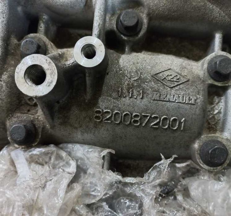 Двигун Nissan Navara D40 3.0 dCi V9X в зборі з навісним обладнанням