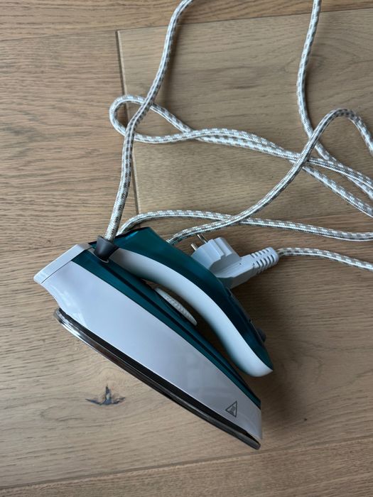 Żelazko turystyczne Adler 1700W