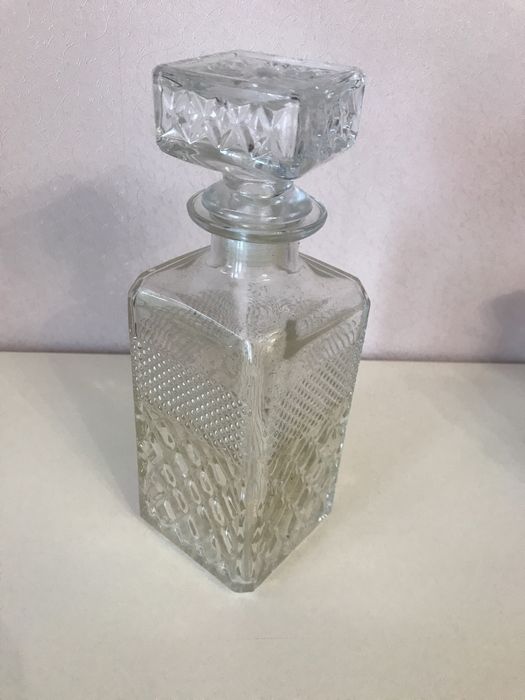 Графин стекло