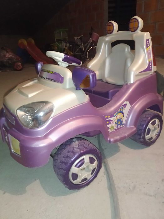 Carrinho a bateria menino/a, para crianças apartir dos 2 aos 4+ anos.