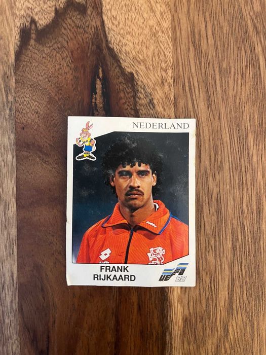 Lote 77 cromos Panini Euro 96 + 1 cromo Panini Euro 92 -> preço final é o valor do conjunto