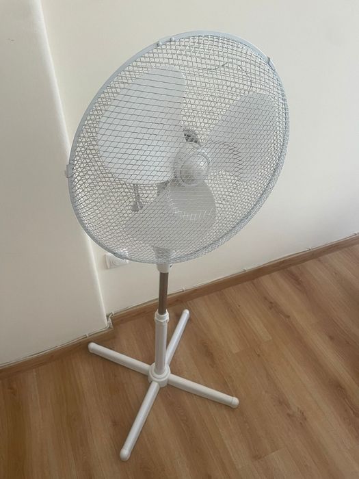 Ventoinha de pé/Ventilador de chão
