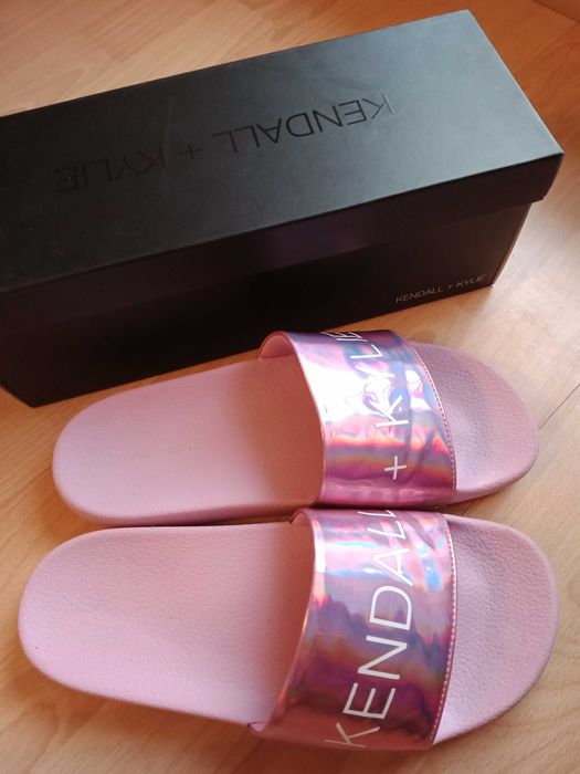 Klapki Kendall + Kylie różowe neon Kendall+Kylie Jenner nowe