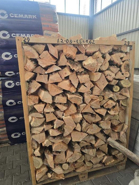 Дрова рубані на піддоні