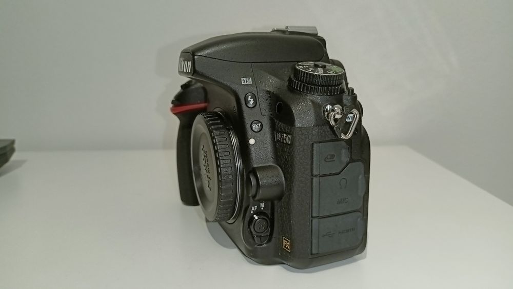 Nikon D750 b.dobry stan