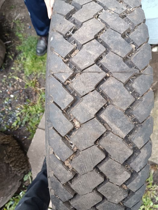 Продам нову шину ЗІЛ