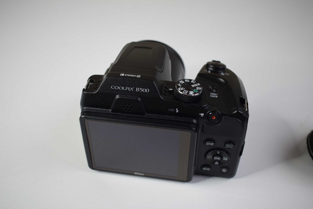 aparat Nikon Coolpix B500