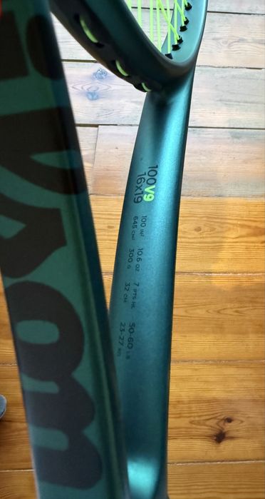 Racket Wilson Blade V9 100