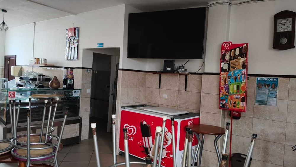 Snack-Bar Equipado para Arrendamento