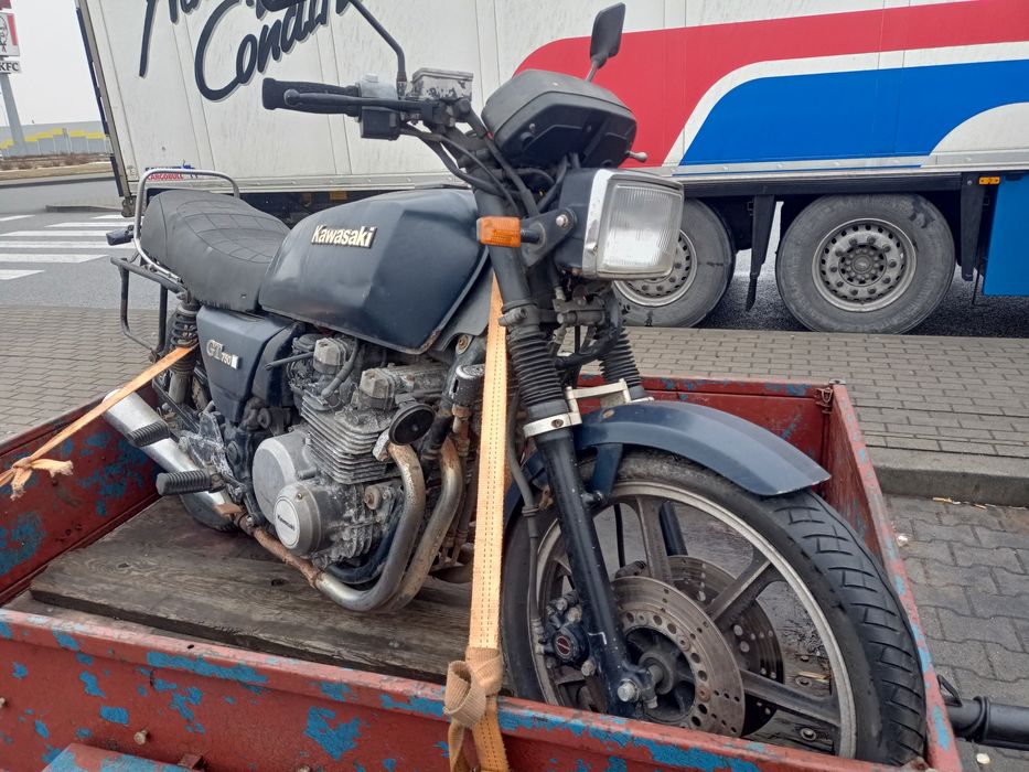 Kawasa GT 750 zbiornik