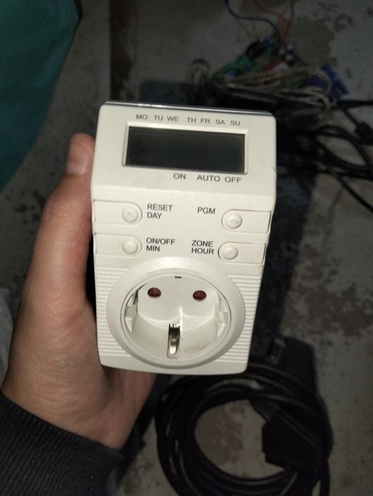 Vendo o vário material elétrico