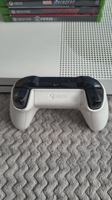 Konsola Xbox one s 1 TB