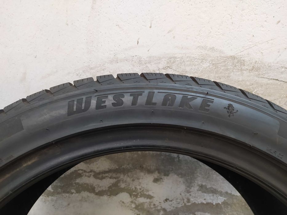 2x235/45R19 Westlake Zuper Snow Z-507, 2020 rok, bieżnik 7,7mm