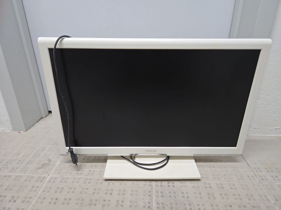 TV Toshiba 19” LCD HD – HDMI + VGA – Branca