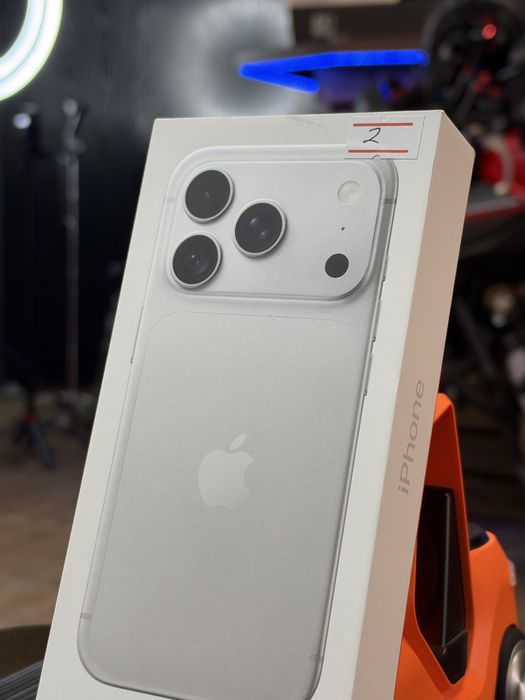New iPhone 18 Pro 256 GB Silver