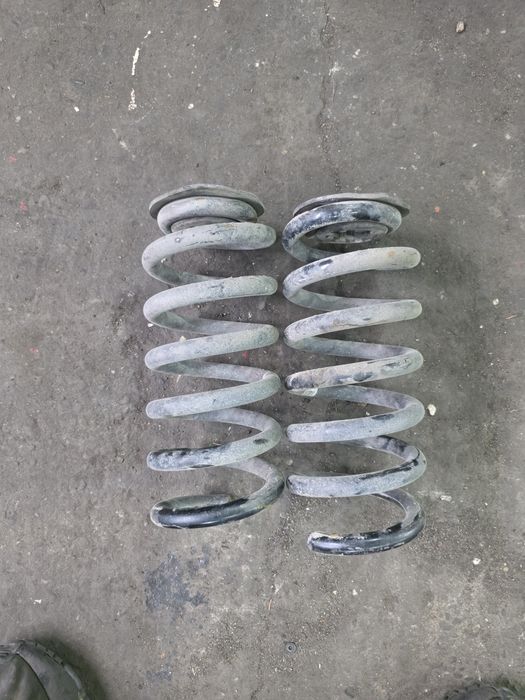 Sprężyna Tył Insignia 4x4