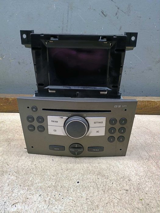 Radio + Wyświetlacz  BLAUPUNKT CD30  Opel Astra H III 93  180 959